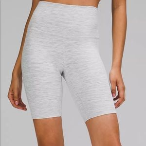 Lululemon exclusive biker shorts